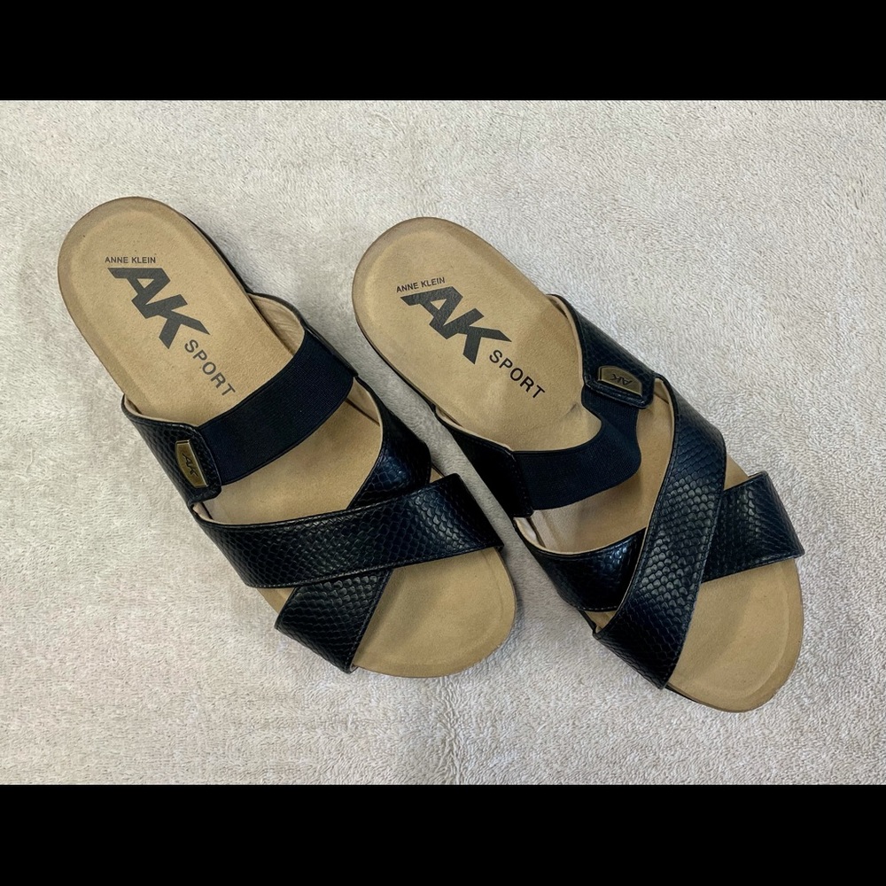Anne Klein women’s sandals.  Size 10